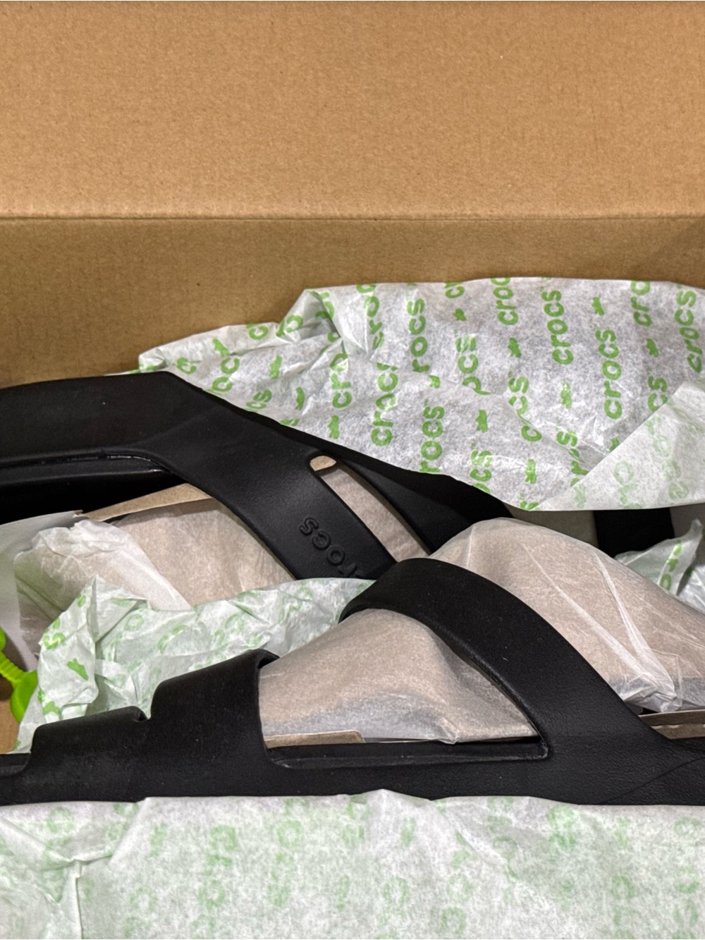 NIB CROCS Getaway Strappy Slide Sandals, 8W - Picture 6 of 7
